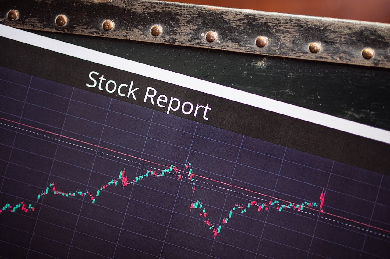 What Are Growth Stocks and Value Stocks?